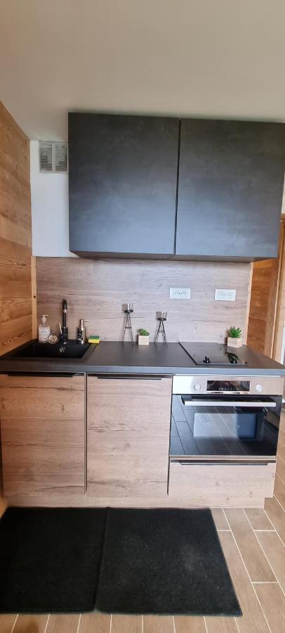 Studio Uissan Pour 5 Personnes A Cote Des Pistes Huez Exterior foto