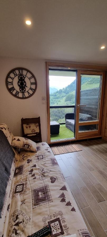 Studio Uissan Pour 5 Personnes A Cote Des Pistes Huez Exterior foto